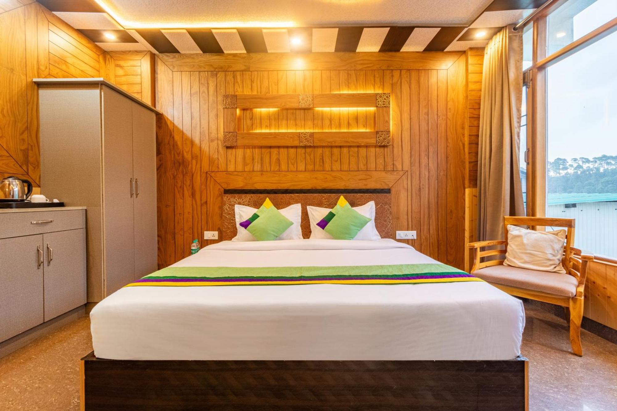 Treebo Srishti Vaikunth With Mountain View Hotel Shimla Eksteriør billede
